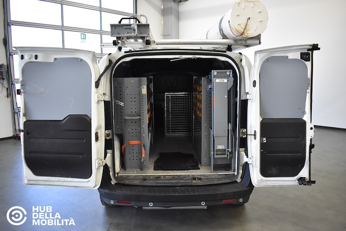FIAT Doblò 1.4 T-Jet Natural Power PL-TN Cargo Maxi Lamierato SX